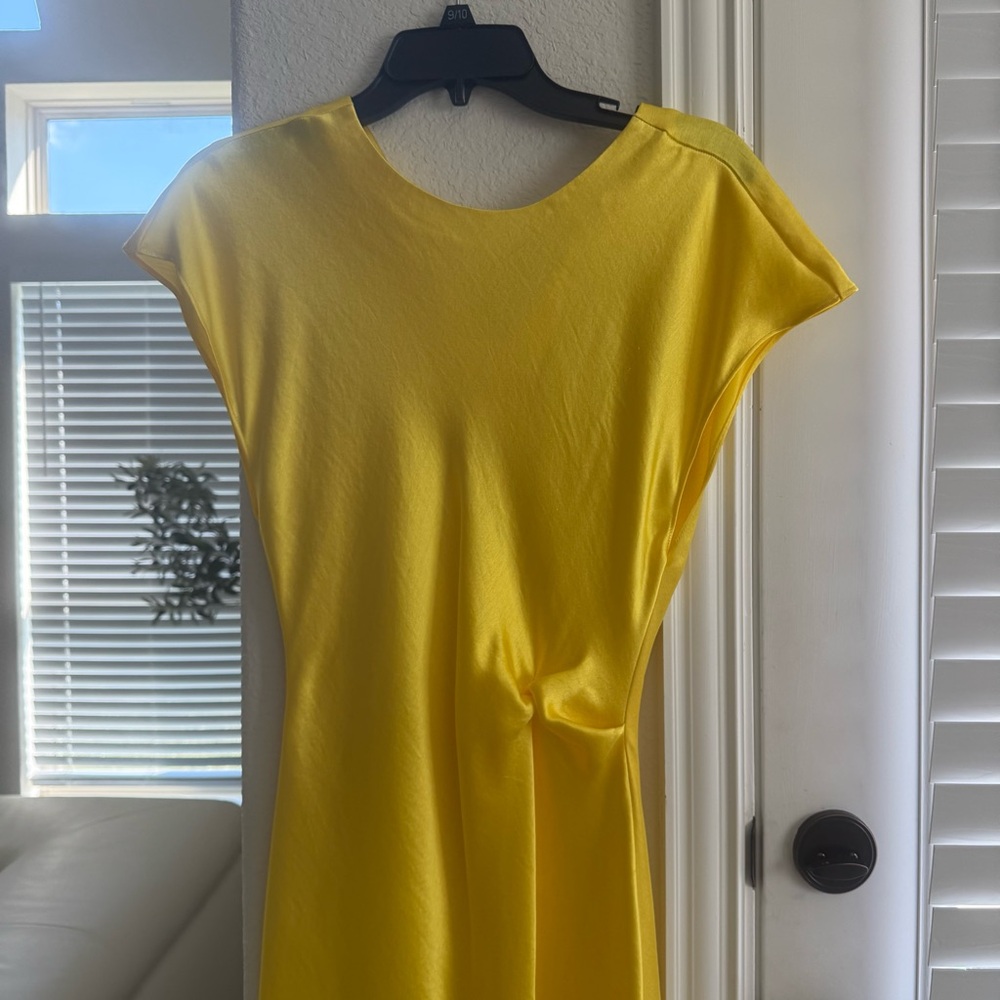 NWT Antonio Melani
Myla Short Sleeved Drapey Satin Maxi Dress - Picture 7 of 8